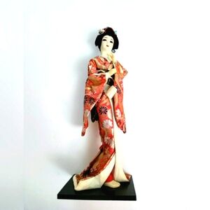 Vintage Japanese Geisha doll Very Good Shape Size 15.5 Inches Collectable Dolls